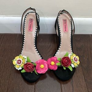 Betsey Johnson Stiletto Heels-Brena Floral Stripes Black/White Women’s Size 9.5